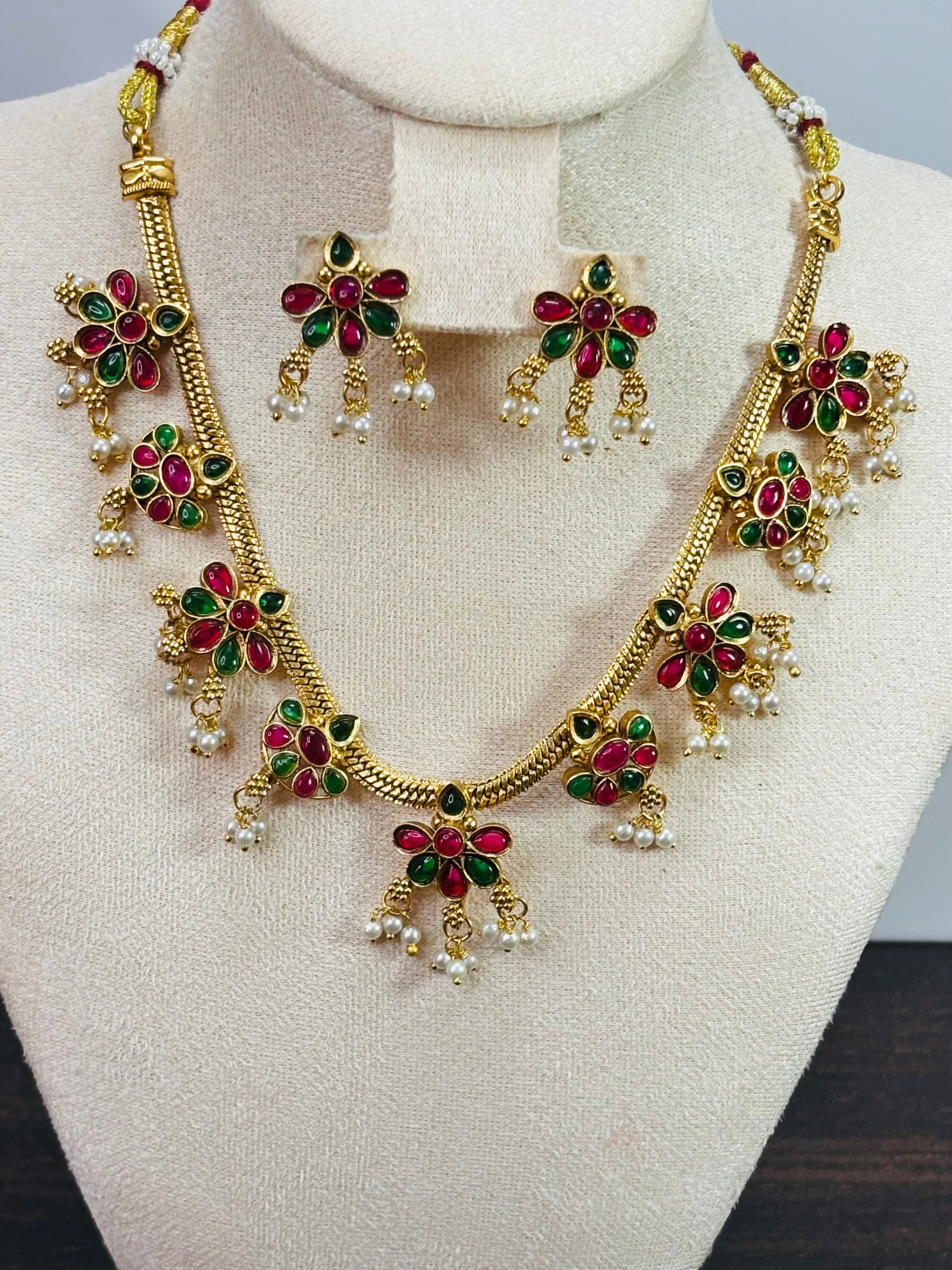 Flower Bud Design Necklace