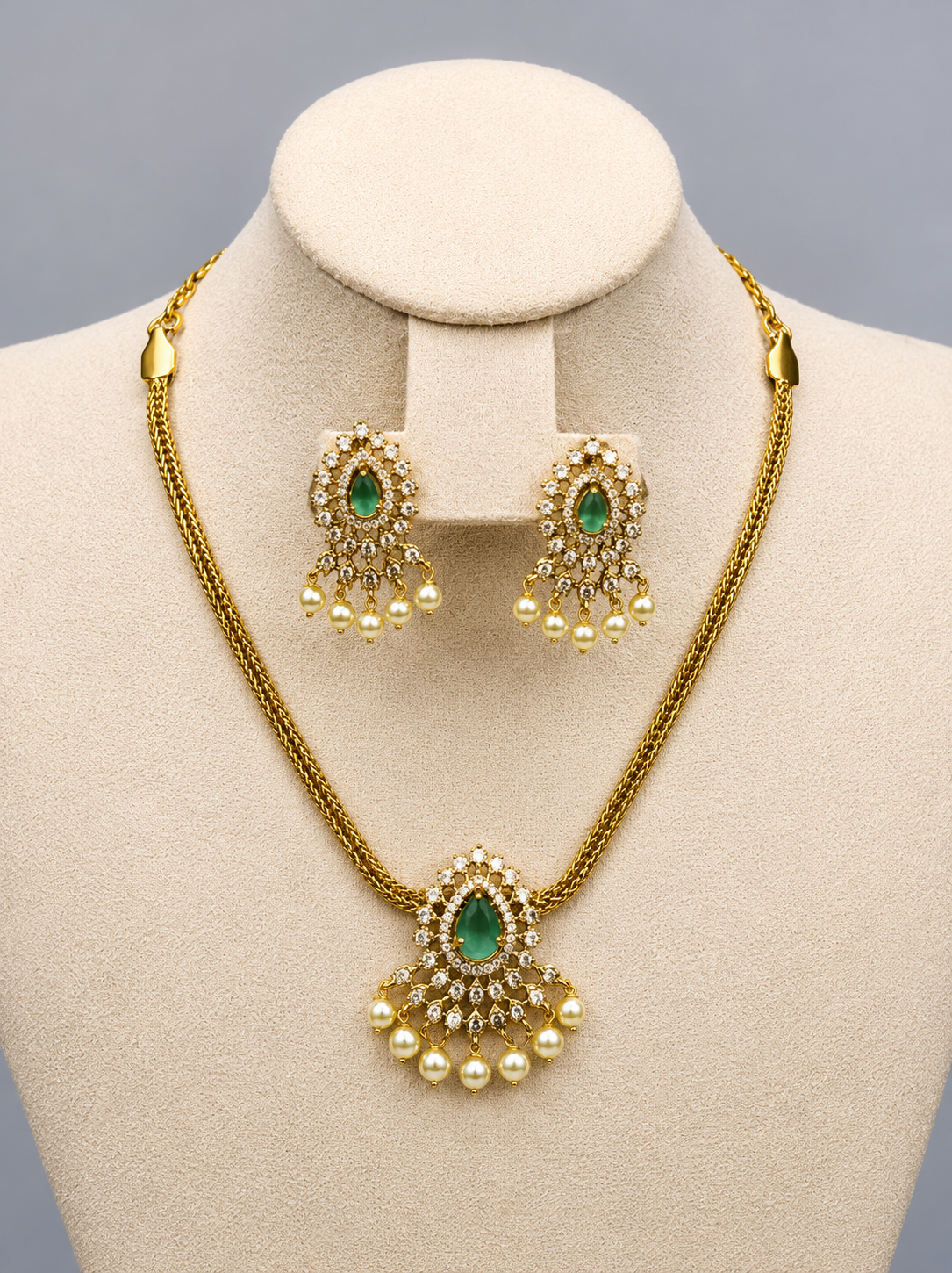 Teal Green Attigai Necklace - AK039